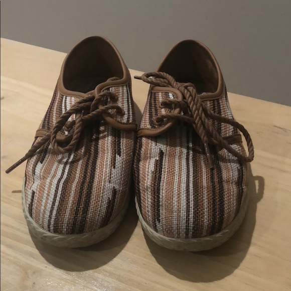 Ugg shoes - Picture 2 of 5